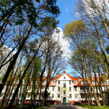 Cesarskie Ogrody-Hauptgebäude-Fassade-3