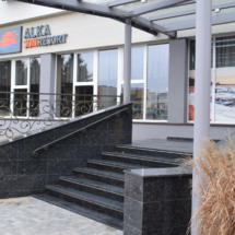 Ustronie_Alka_wejscie-zew.-7